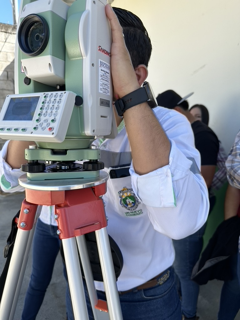 326F4678-66EF-434E-8DF4-3742B7417171_1_105_c