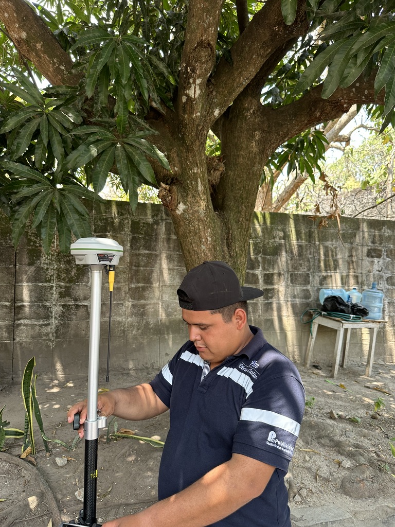 5566F6F2-7303-42CB-8E0C-5905BD003D65_1_105_c