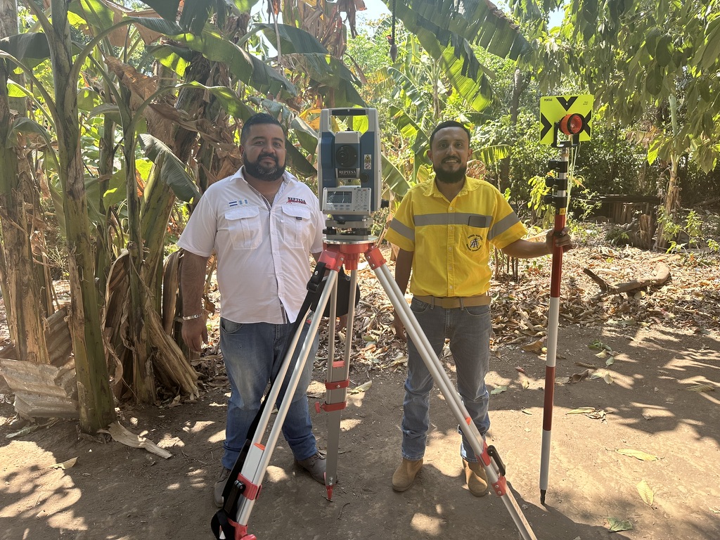 DBD83D2A-D7B7-4B75-9DA9-0E375E25408F_1_105_c